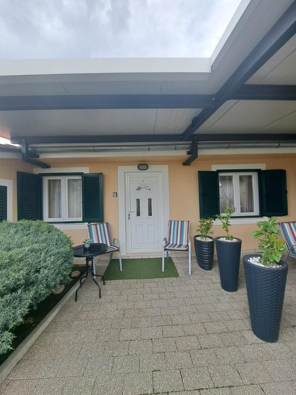 Apartments Andela Skradin Ngoại thất bức ảnh